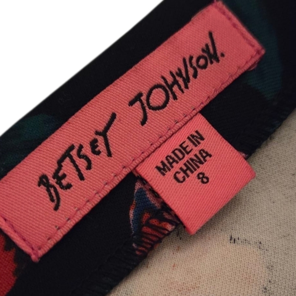 NWT Betsey Johnson Full Bloom Floral Print Scuba Knit Cocktail Dress Women's 8 - Picture 4 of 9